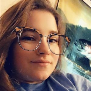 Meet your Posher, Lindsey